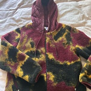 JoyLab Quilted and Sherpa Zip Hoodie in Burgundy and Mustard
